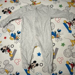 Old navy infant pajama sleep onesie 3-6 months